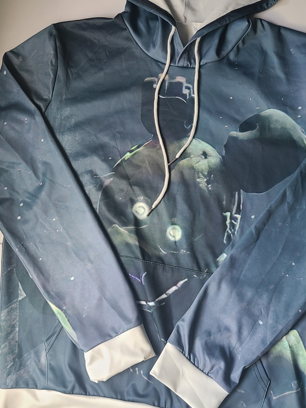 Graphic Space-Themed Pullover Hoodie in Deep Blue